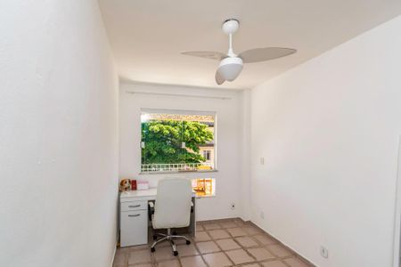 Apartamento à venda com 86m², 2 quartos e 1 vagaQuarto 2