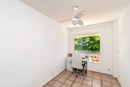 Apartamento à venda com 86m², 2 quartos e 1 vagaQuarto 2