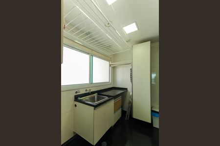 Apartamento à venda com 241m², 3 quartos e 6 vagasÁrea de Serviço