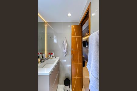 Apartamento à venda com 55m², 2 quartos e 1 vagaBanheiro da Suíte