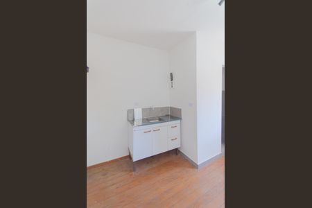 Cozinha de kitnet/studio para alugar com 1 quarto, 18m² em Ipiranga, São Paulo