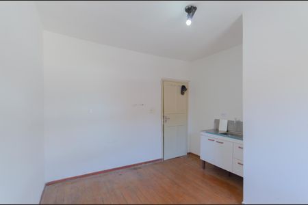 Sala/Quarto de kitnet/studio para alugar com 1 quarto, 18m² em Ipiranga, São Paulo