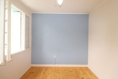 Quarto 2 de casa para alugar com 2 quartos, 70m² em Petrópolis, Porto Alegre