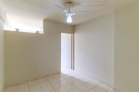 Sala de kitnet/studio para alugar com 1 quarto, 47m² em República, São Paulo