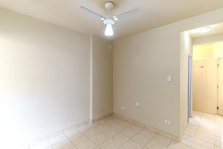 Sala de kitnet/studio para alugar com 1 quarto, 47m² em República, São Paulo