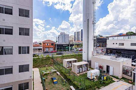 Vista sala de apartamento para alugar com 2 quartos, 33m² em Vila Pereira Cerca, São Paulo