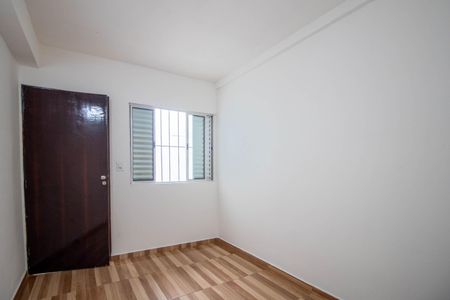 Quarto 1 de casa para alugar com 2 quartos, 35m² em Parque Regina, São Paulo
