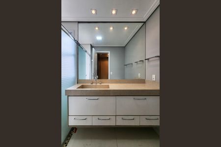 Apartamento para alugar com 123m², 3 quartos e 2 vagasBanheiro da Suíte 