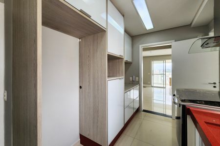 Apartamento para alugar com 123m², 3 quartos e 2 vagasCozinha 