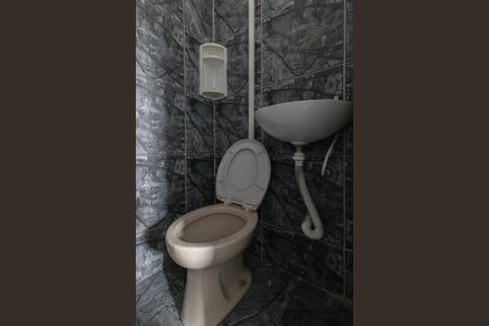 Casa para alugar com 25m², 1 quarto e sem vagaBanheiro Suíte