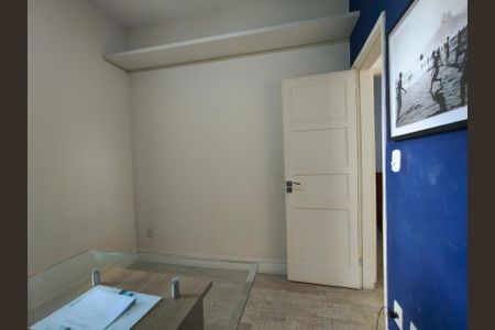 Casa à venda com 307m², 4 quartos e 2 vagasQuarto 2