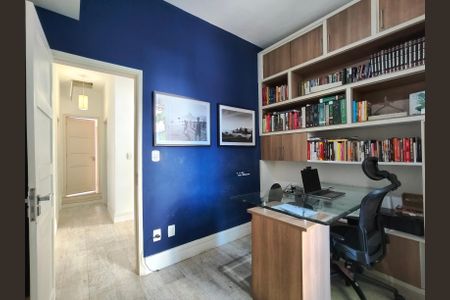 Casa à venda com 307m², 4 quartos e 2 vagasQuarto 2