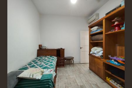 Casa à venda com 307m², 4 quartos e 2 vagasQuarto 1