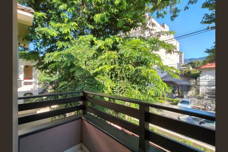 Casa à venda com 307m², 4 quartos e 2 vagasVaranda do Quarto 2