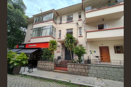 Apartamento à venda com 78m², 3 quartos e sem vagaFachada e portaria