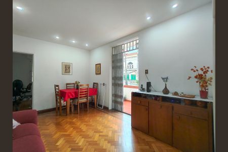 Apartamento à venda com 78m², 3 quartos e sem vagaSala