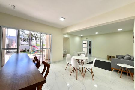 Apartamento para alugar com 36m², 2 quartos e 1 vagaÁrea comum - Salão de festas