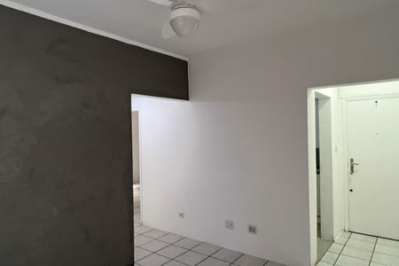 Sala de apartamento para alugar com 2 quartos, 70m² em Gonzaga, Santos