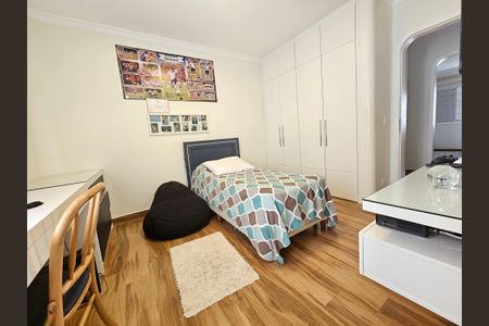 Apartamento à venda com 184m², 3 quartos e 4 vagasSuíte 2