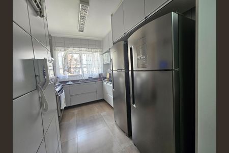 Apartamento à venda com 184m², 3 quartos e 4 vagasCozinha