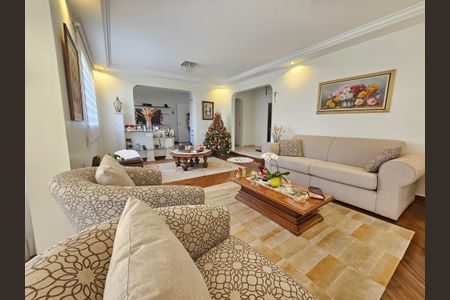 Apartamento à venda com 184m², 3 quartos e 4 vagasSala