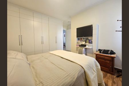 Apartamento à venda com 184m², 3 quartos e 4 vagasSuíte 1