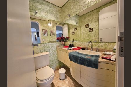 Apartamento à venda com 184m², 3 quartos e 4 vagasLavabo