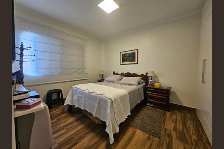 Apartamento à venda com 184m², 3 quartos e 4 vagasSuíte 1