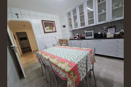 Apartamento à venda com 184m², 3 quartos e 4 vagasCozinha