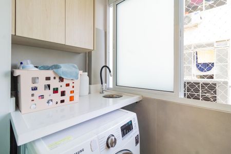 Apartamento à venda com 65m², 2 quartos e 1 vagaÁrea de Serviço