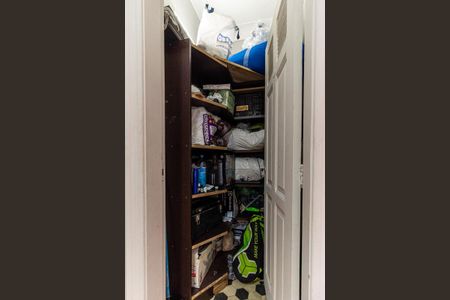 Apartamento para alugar com 90m², 2 quartos e sem vagaArmário do Corredor