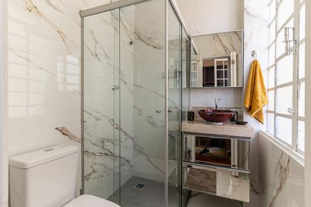 Apartamento para alugar com 90m², 2 quartos e sem vagaBanheiro da Suíte