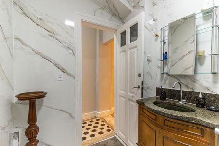 Apartamento para alugar com 90m², 2 quartos e sem vagaBanheiro 