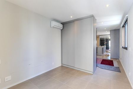 Studio para alugar com 46m², 1 quarto e 1 vaga Studio para alugar com 46m², 1 quarto e 1 vagaQuarto