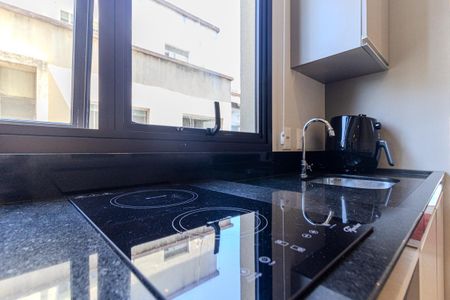 Studio para alugar com 46m², 1 quarto e 1 vaga Studio para alugar com 46m², 1 quarto e 1 vagaCozinha