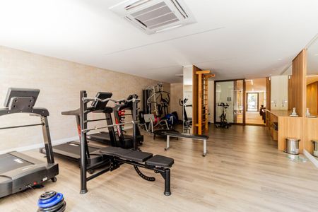 Studio para alugar com 46m², 1 quarto e 1 vaga Studio para alugar com 46m², 1 quarto e 1 vagaAcademia