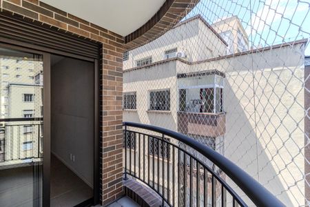 Studio para alugar com 46m², 1 quarto e 1 vaga Studio para alugar com 46m², 1 quarto e 1 vagaVaranda