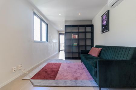 Sala de kitnet/studio para alugar com 1 quarto, 46m² em Santa Cecilia, São Paulo