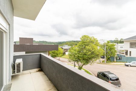 Casa de condomínio à venda com 248m², 3 quartos e 4 vagasSuíte 1