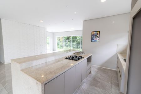 Casa de condomínio à venda com 248m², 3 quartos e 4 vagasCozinha