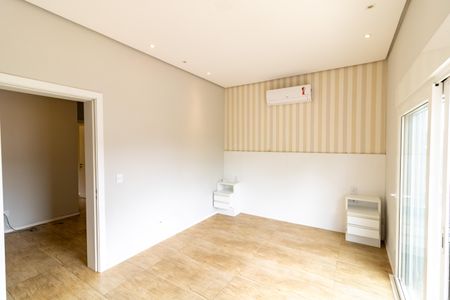 Casa de condomínio à venda com 248m², 3 quartos e 4 vagasSuíte 1