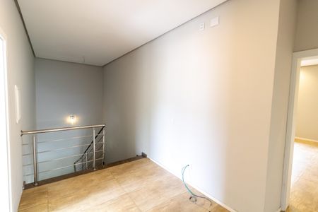 Casa de condomínio à venda com 248m², 3 quartos e 4 vagasCorredor