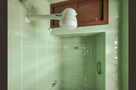 Apartamento à venda com 110m², 3 quartos e 1 vaga Apartamento à venda com 110m², 3 quartos e 1 vagaBanheiro de serviço