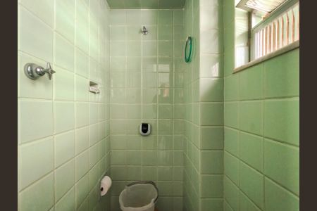 Apartamento à venda com 110m², 3 quartos e 1 vaga Apartamento à venda com 110m², 3 quartos e 1 vagaBanheiro de serviço