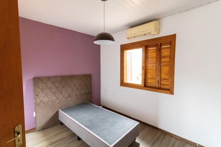 Casa à venda com 46m², 2 quartos e 2 vagas Casa à venda com 46m², 2 quartos e 2 vagasQuarto 2