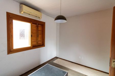 Casa à venda com 46m², 2 quartos e 2 vagas Casa à venda com 46m², 2 quartos e 2 vagasQuarto 2