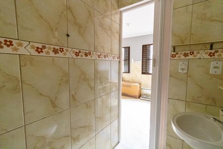 Casa à venda com 46m², 2 quartos e 2 vagas Casa à venda com 46m², 2 quartos e 2 vagasBanheiro 2