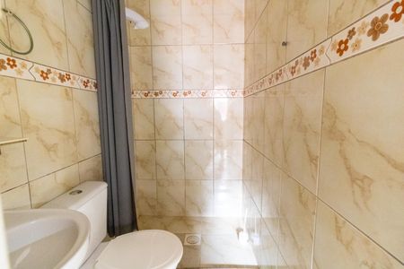 Casa à venda com 46m², 2 quartos e 2 vagas Casa à venda com 46m², 2 quartos e 2 vagasBanheiro 2