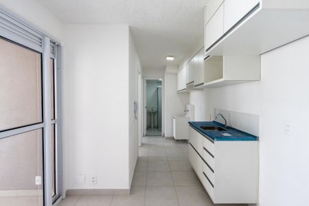 Sala de apartamento para alugar com 2 quartos, 36m² em Parque Industrial Tomas Edson, São Paulo