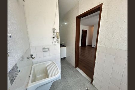 Apartamento para alugar com 65m², 2 quartos e 1 vagaÁrea de Serviço
